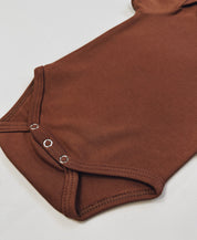 Body de Bebê Manga Curta Unissex | Liso Chocolate