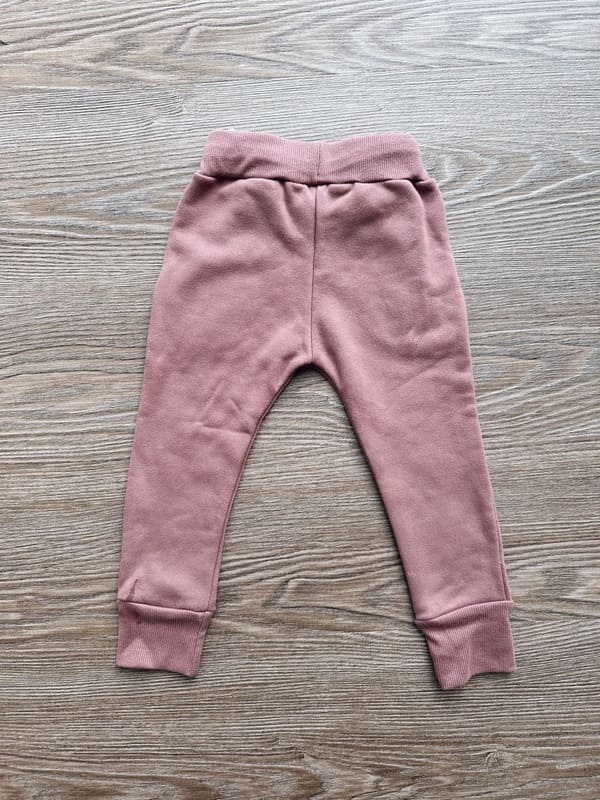 Calça Moletom Unissex Peluciado MiniMalista | Liso Dark Rose