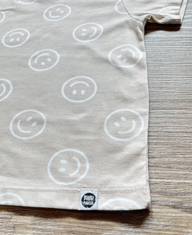 Camiseta Infantil Manga Curta Unissex | Smiley