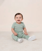 Body de Bebê Manga Curta Unissex | Liso Eucalipto