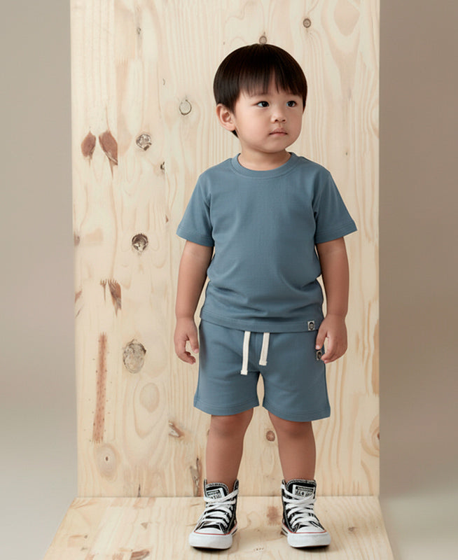 Conjunto Camiseta e Bermuda Infantil Menino | Liso Azul Retrô