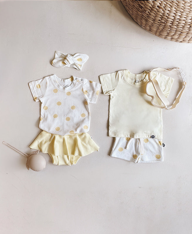Conjunto Bebê Menina Verão Camiseta + Saia + Faixinha | Manteiga e Solar