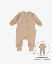 Macacão de Bebê Ziper com opção de Pezinho | Liso Beige