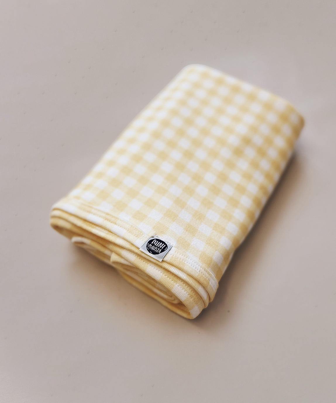 Manta-bebe-minimalista-algodao-bebe-menina-unissex-xadrez-vichy-amarelo-2.jpg