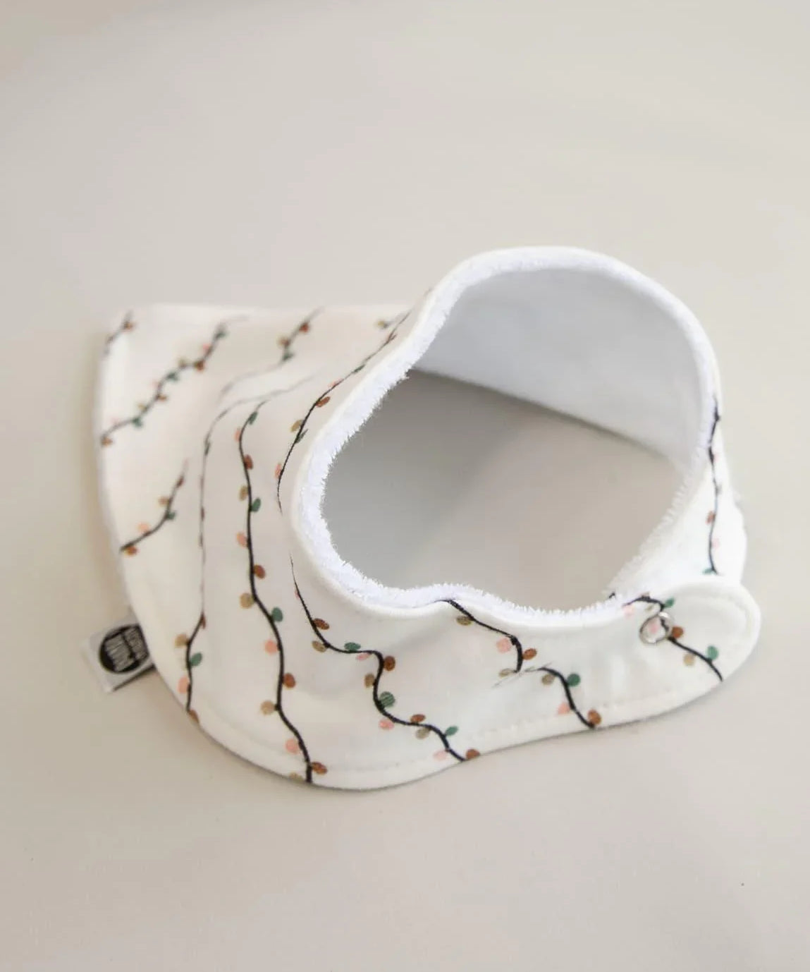 Babador Bandana Unissex | Lights - MiniMalista Baby - 0.3, Ano Novo, b2b, Baby, black-friday, Christmas, com-desconto-mm10, Meia Estação, Menina, natal, Neutro, Reveillon, Unissex, Xmas -bebê-minimalista-estiloso