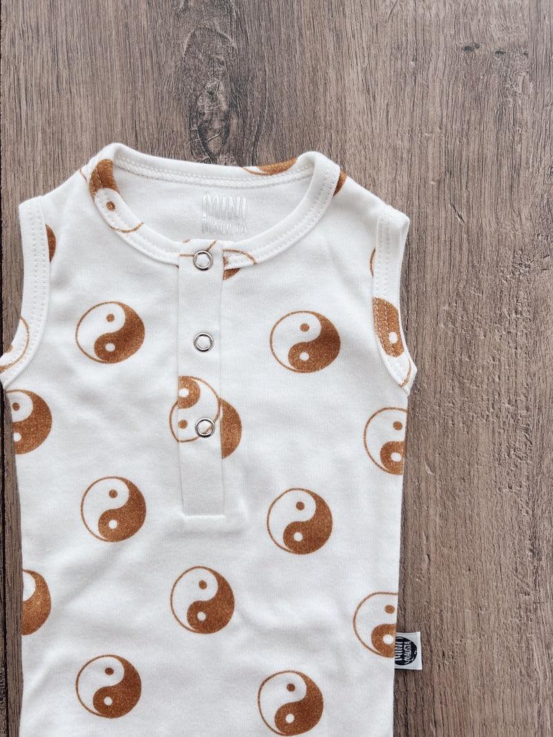 Body de Bebê Regata Unissex Botões | Yin Yang - MiniMalista Baby - 0.3, b2b, Baby, black-friday, Calor, com-desconto-mm10, Menino, tab-tam-body-regata, Verão -bebê-minimalista-estiloso