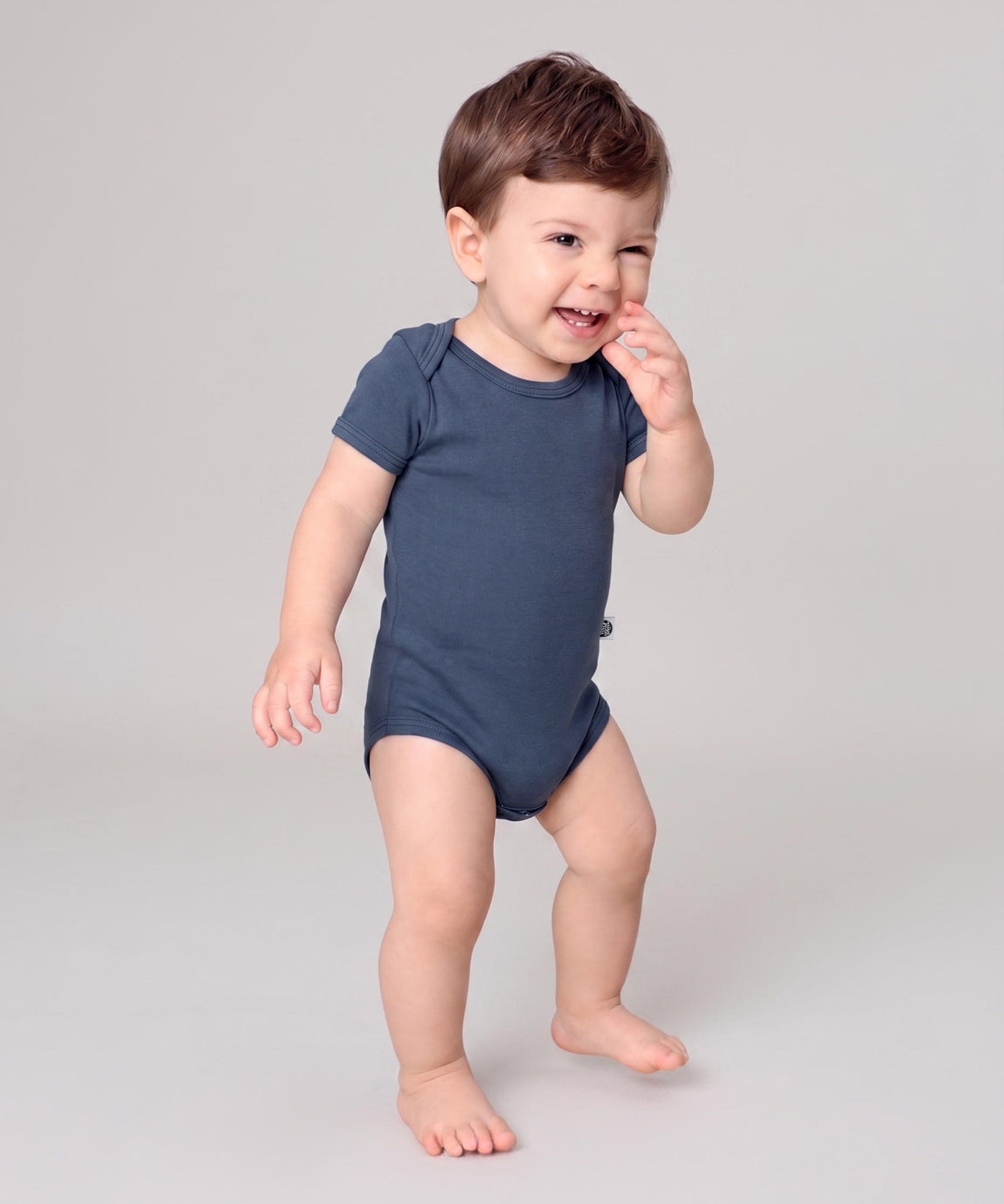 body-manga-curta-bebe-menino-masculino-liso-azul-escuro-azul-oxford-algodao-egipcio-minimalista-baby-1.jpg