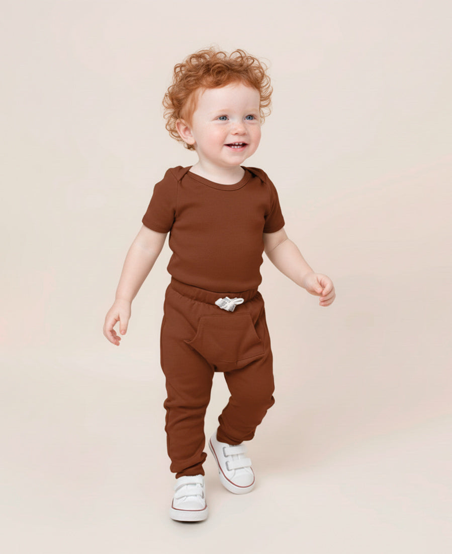 Body de Bebê Manga Curta Unissex | Liso Chocolate