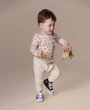 Calça Bolsão Unissex MiniMalista | Liso Sand - MiniMalista Baby - 0.2, 0.3, b2b, Baby, black-friday, com-desconto-mm10, Kids, Meia Estação, Neutro, tab-tam-calça-bolsão-kids, Unissex -bebê-minimalista-estiloso
