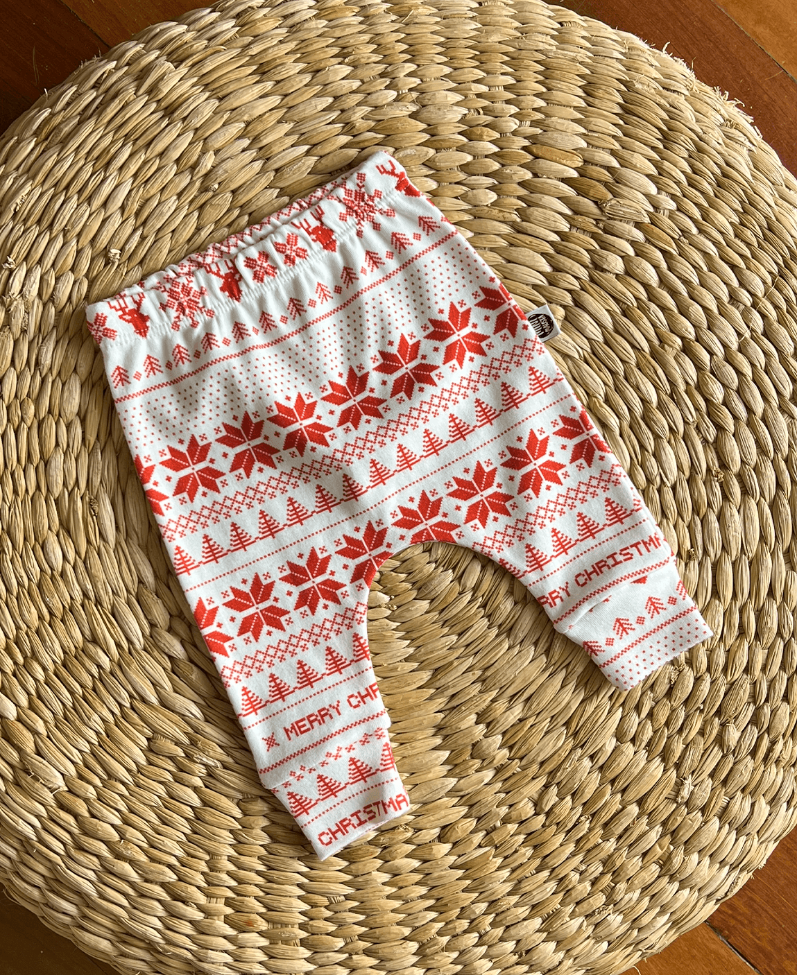 Calça de Bebê Harém Unissex Xmas Tricot - MiniMalista Baby - b2b, Baby, Christmas, com-desconto-mm10, Meia Estação, natal, Neutro, tab-tam-calça-harem-bebe, Unissex, Xmas -bebê-minimalista-estiloso