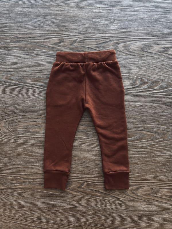Calça Moletom Unissex Peluciado MiniMalista | Liso Oak - MiniMalista Baby - 0.3, b2b, Baby, black-friday, com-desconto-mm10, Frio, Kids, Menino, tab-tam-calca-moletom, tab-tam-calça-molet-bebe, tam-tam-calça-bolsao-bebe -bebê-minimalista-estiloso