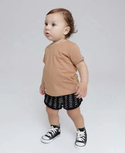 Camiseta Infantil Manga Curta Unissex MiniMalista | Liso Mocha - MiniMalista Baby - 0.3, 0.4, b2b, black-friday, com-desconto-mm10, Kids, Meia Estação, Menina, Menino, Neutro, SALE-FINAL, tab-tam-camiseta-manga-curta, Unissex -bebê-minimalista-estiloso
