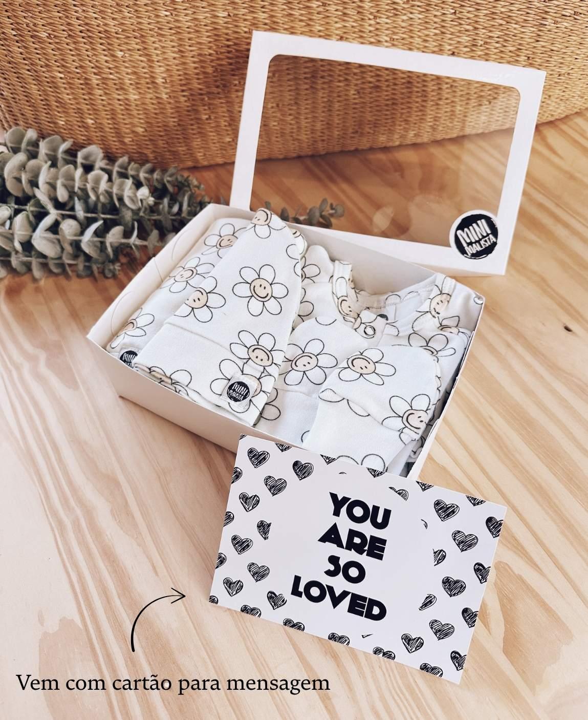 Kit Presente Saída de Maternidade Bebê 4 peças | Flower Power - Com Caixa Presente