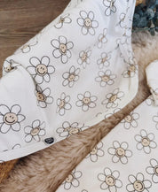 Kit Presente Saída de Maternidade Bebê 4 peças | Flower Power - Com Caixa Presente