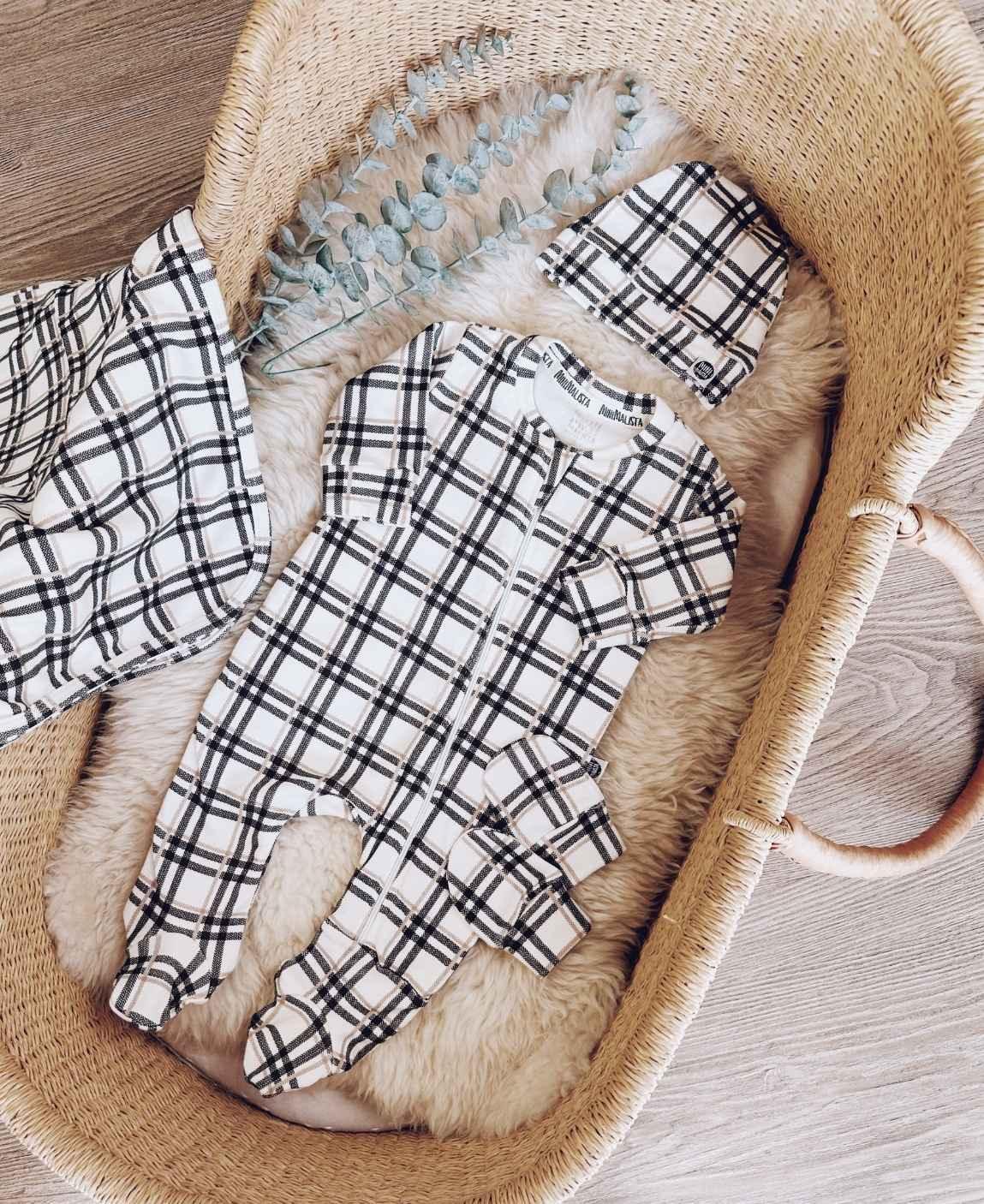 conjunto-saida-maternidade-macacao-manta-touca-luva-xadrez-inverno-plaid-menino-5.jpg