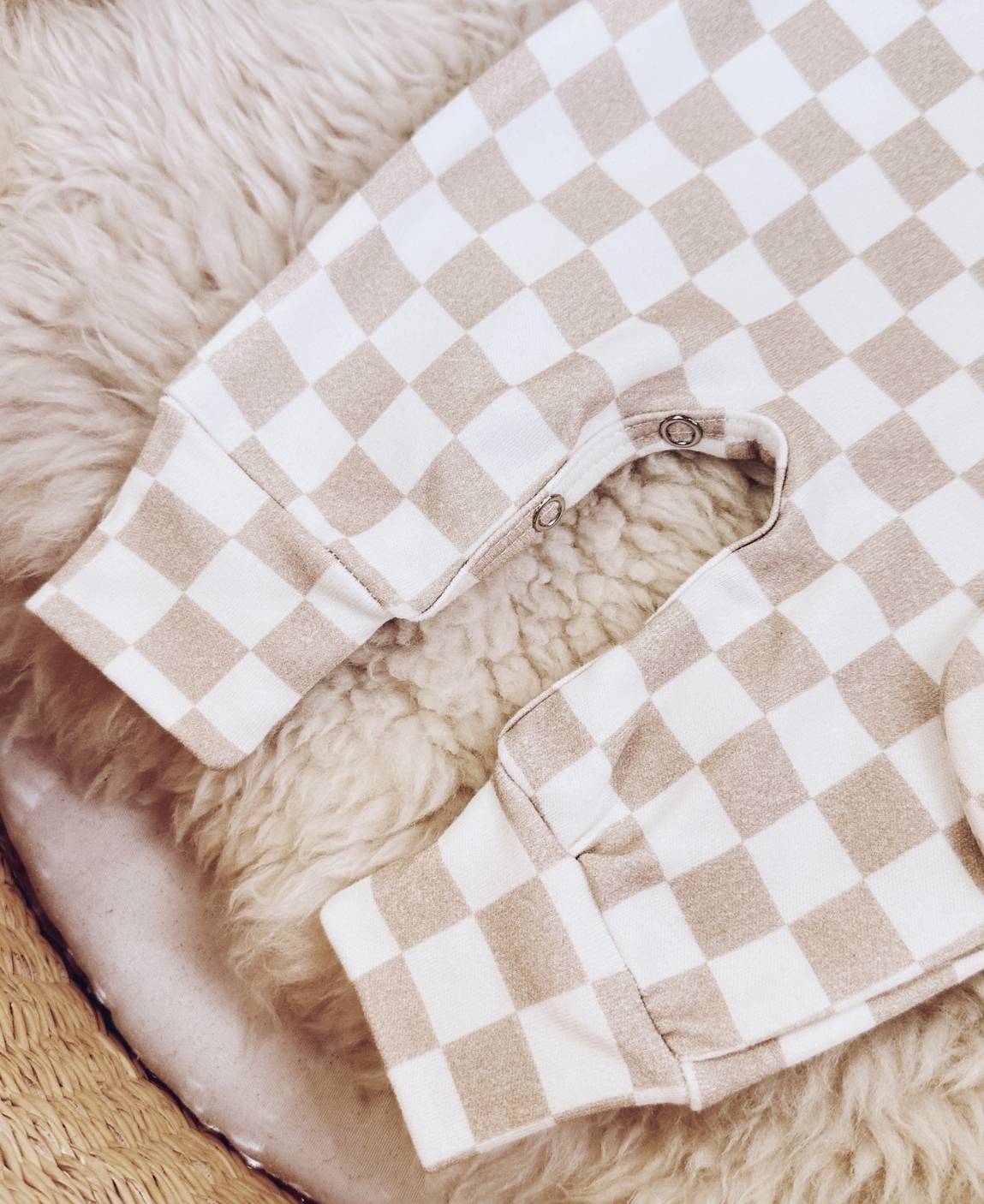 Kit Presente Saída de Maternidade Bebê 4 peças | Racer Beige  - Com Caixa Presente