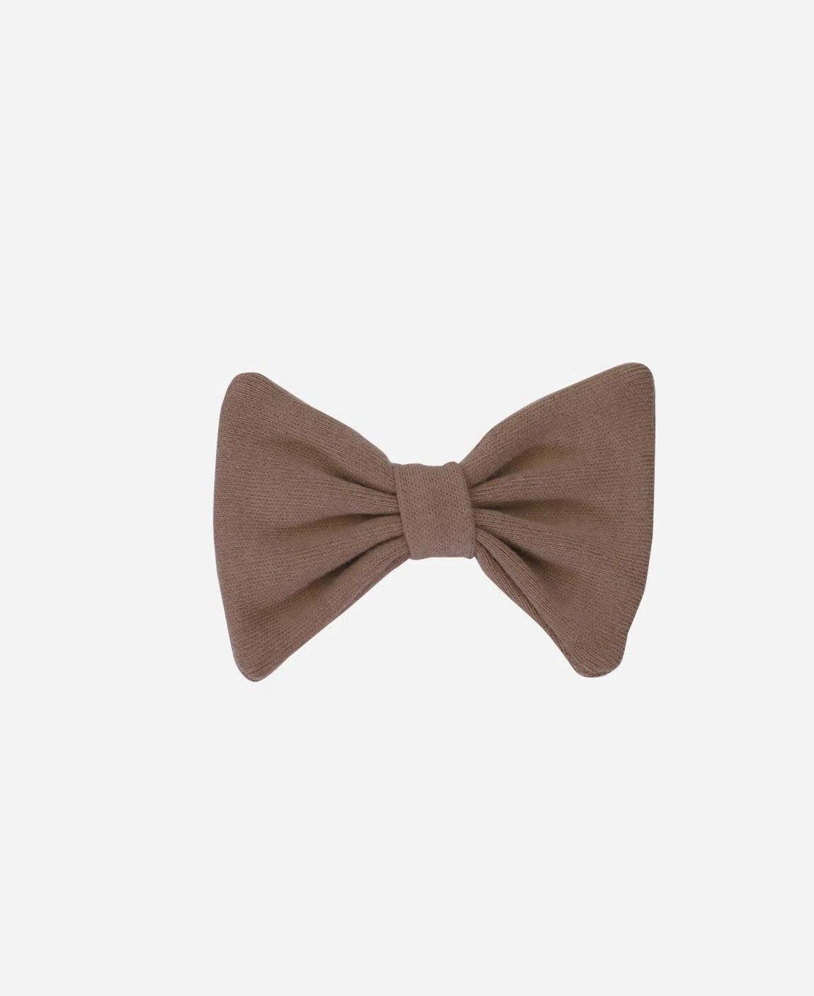 Laço de Cabelo com Clip MiniMalista | Liso Mocha - MiniMalista Baby - 0.3, 0.4, b2b, Baby, black-friday, com-desconto-mm10, laço-clip, Meia Estação, Menina, SALE-FINAL, Winter Sale 40% -bebê-minimalista-estiloso