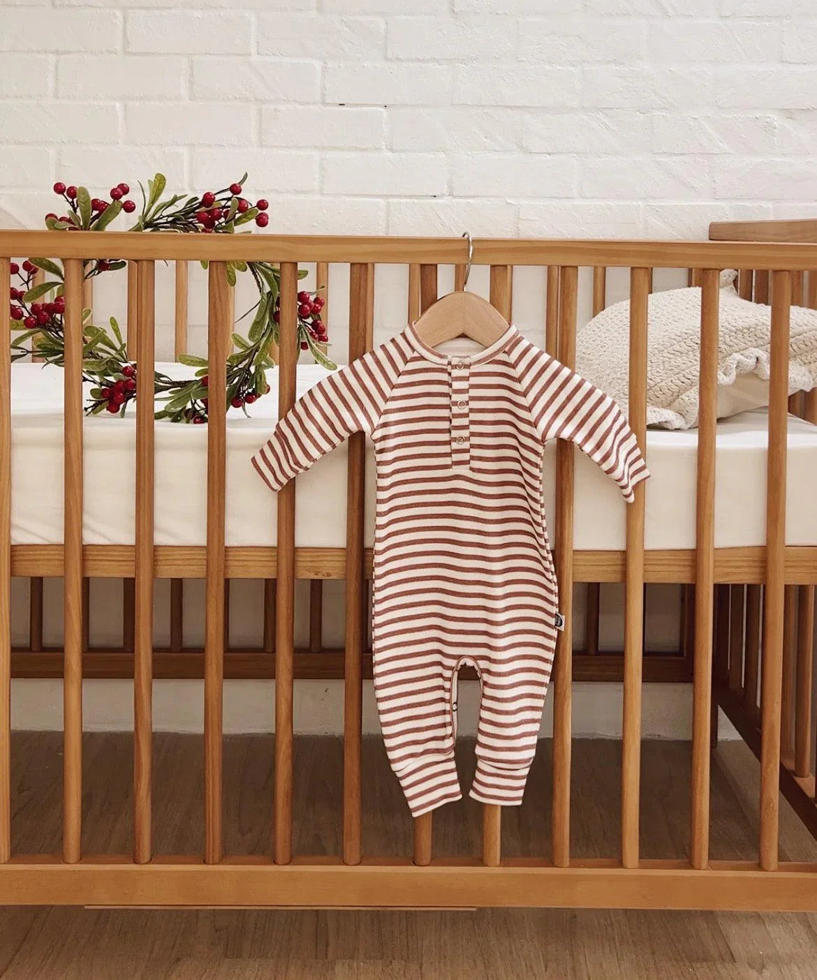 Macacão de Bebê Raglan Botões Unissex | Listrinhas Chutney - MiniMalista Baby - 0.3, 2macacoespor199, b2b, Baby, black-friday, com-desconto-mm10, Meia Estação, Menino, Neutro, new, tab-tam-mac-botões, Unissex, Winter Sale 20% -bebê-minimalista-estiloso