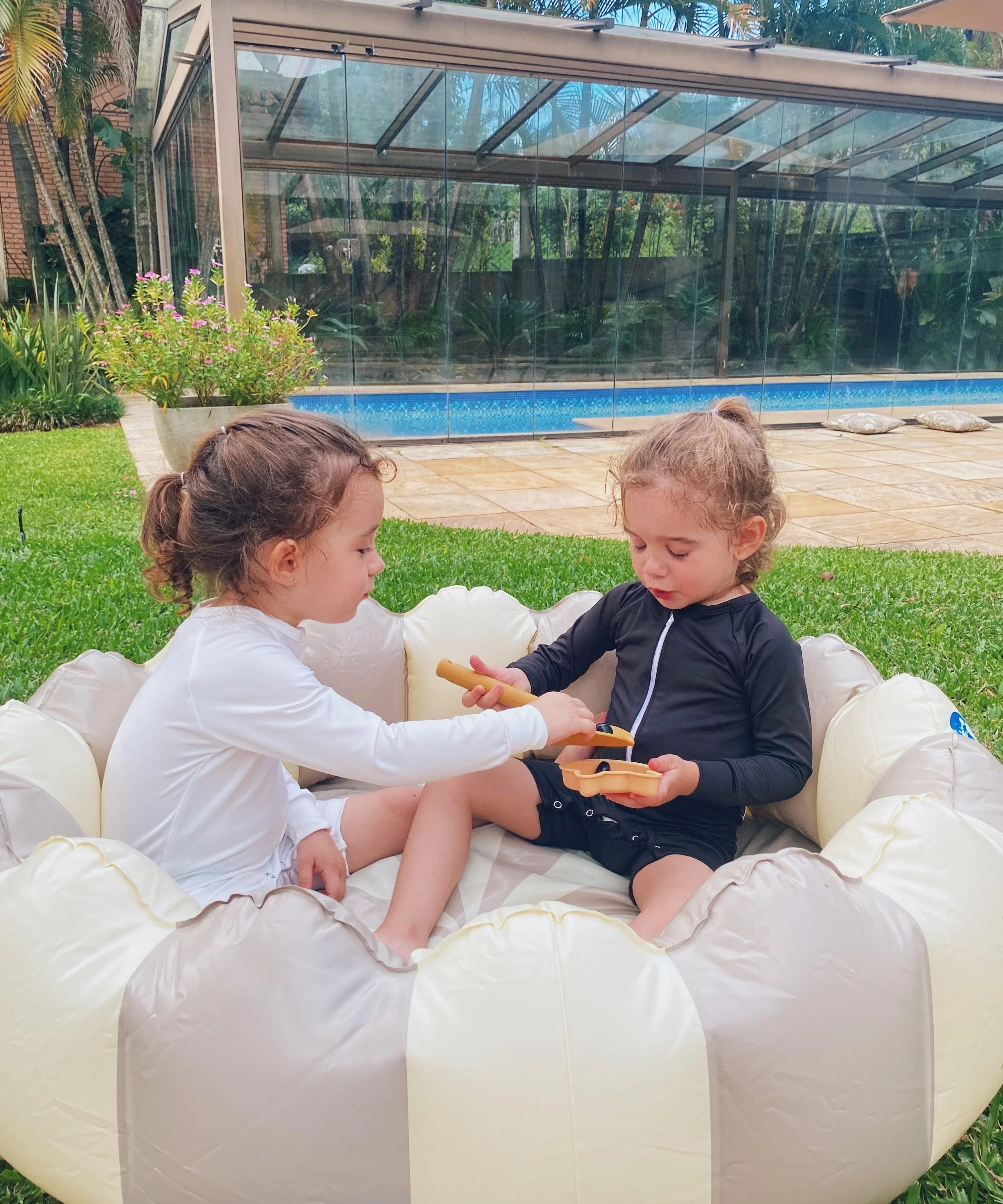 Macaquinho de Praia UV50+ | Liso Branco Off - MiniMalista Baby - 0, b2b, Baby, Calor, com-desconto-mm10, Menina, Neutro, tab-tam-macaquinho-praia, Unissex, Verão -bebê-minimalista-estiloso