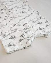 Macaquinho Romper Manguinha Unissex | Village - MiniMalista Baby - 0, b2b, Baby, Calor, Christmas, com-desconto-mm10, Menina, Menino, minime, natal, Neutro, tab-tam-macaquinho-romper, Unissex, Verão, Xmas -bebê-minimalista-estiloso