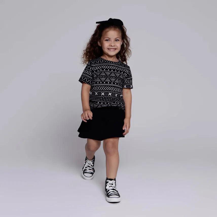 Saia-Shorts Infantil MiniMalista | Liso Preto - MiniMalista Baby - 0.2, 0.3, b2b, black-friday, Calor, com-desconto-mm10, Kids, Menina, tab-tam-short-saia, Verão -bebê-minimalista-estiloso
