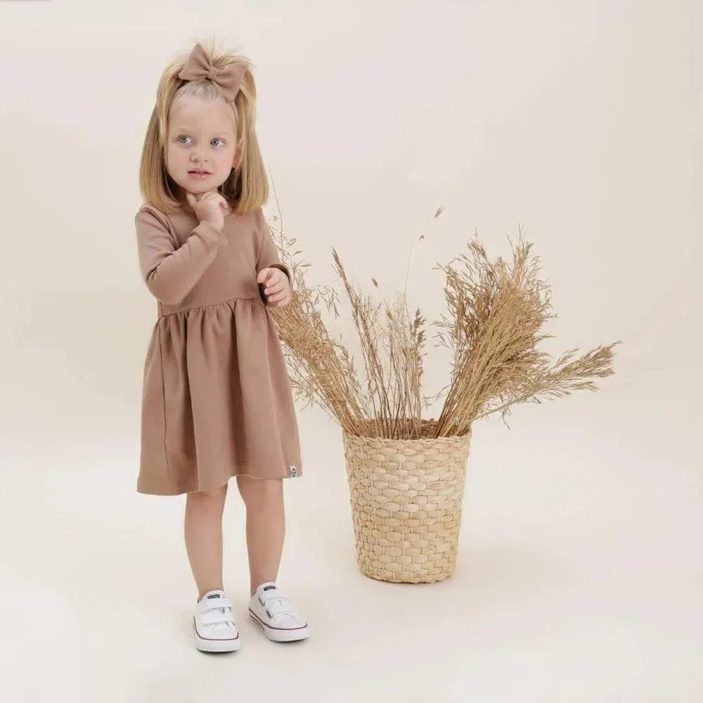 Vestido Infantil Manga Longa MiniMalista | Liso Mocha - MiniMalista Baby - 0.3, 0.4, b2b, black-friday, com-desconto-mm10, Frio, Kids, Menina, SALE-FINAL, tab-tam-vestido-manga-longa, Winter Sale 40% -bebê-minimalista-estiloso