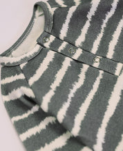 Macacão de Bebê Raglan Botões Unissex | Tie Dye - MiniMalista Baby - 0.35, 2macacoespor199, b2b, Baby, black-friday, com-desconto-mm10, Meia Estação, Menino, tab-tam-mac-botões -bebê-minimalista-estiloso